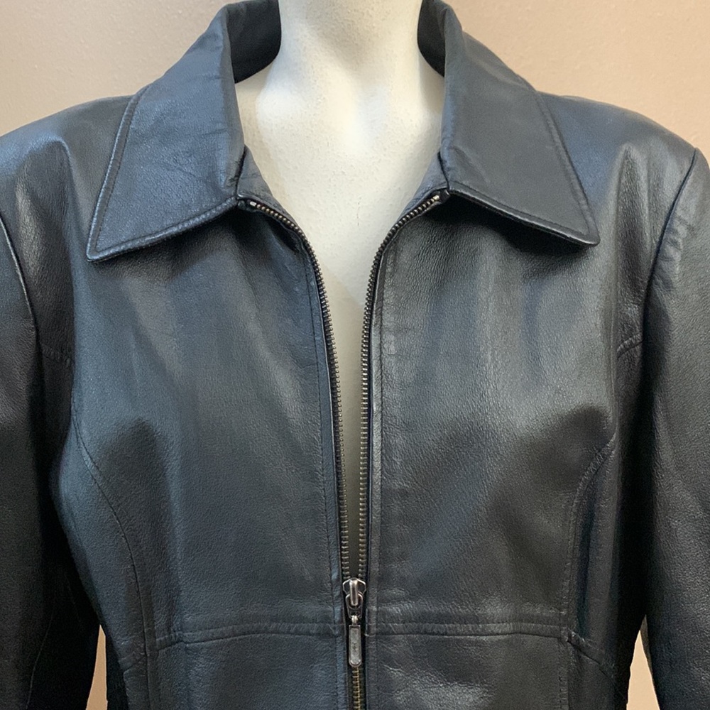 Leather jacket - Picture 2 of 7